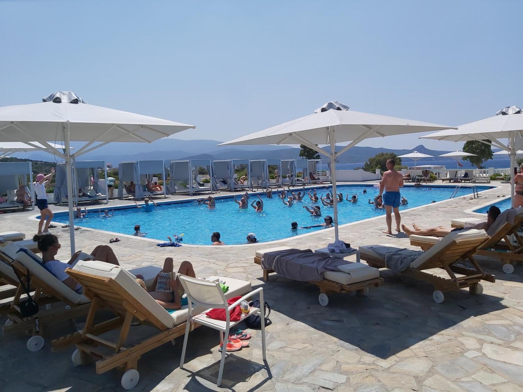 Sirenes Beach Resort Самос Екстер'єр фото