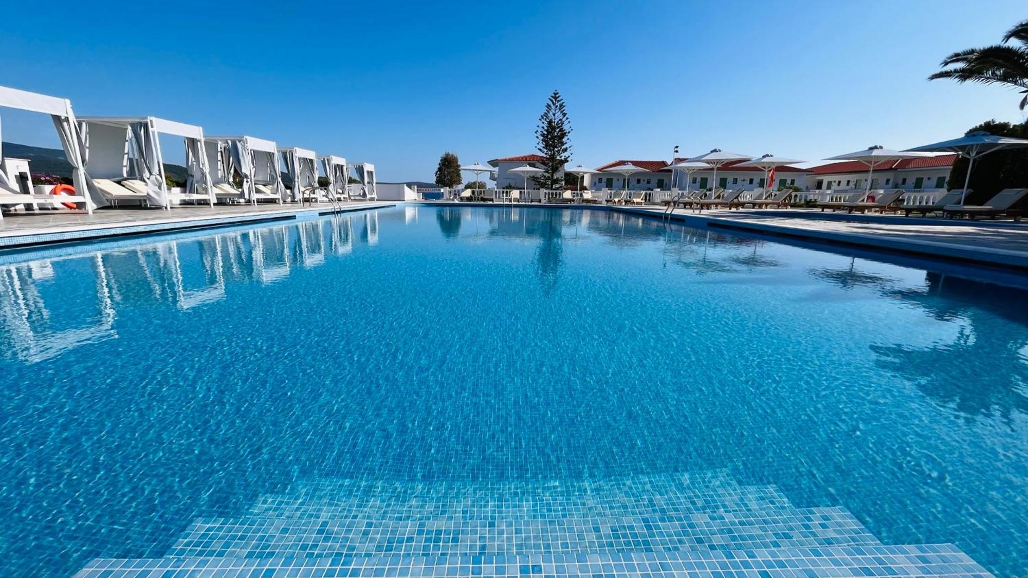 Sirenes Beach Resort Самос Екстер'єр фото
